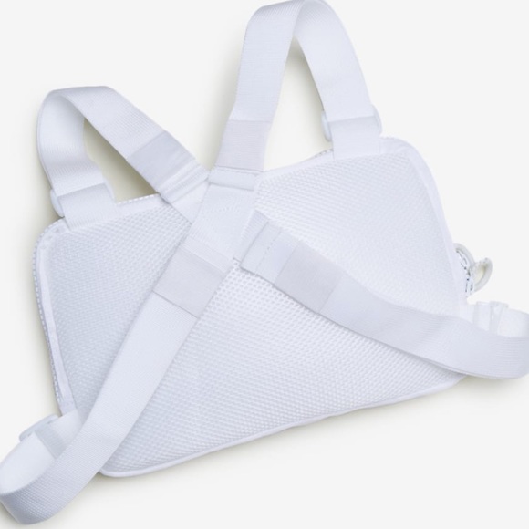 BRAND NEW AIR JORDAN JUMPMAN CHEST RIG WHITE - Picture 2 of 4